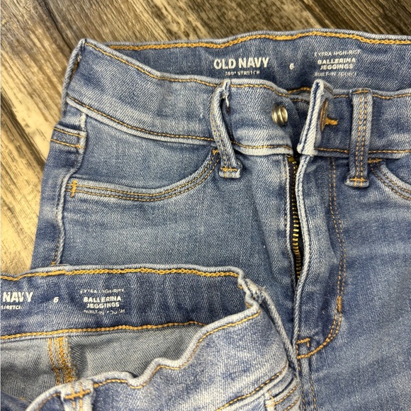 Old Navy Girls Denim Jeggings - Picture 7 of 12